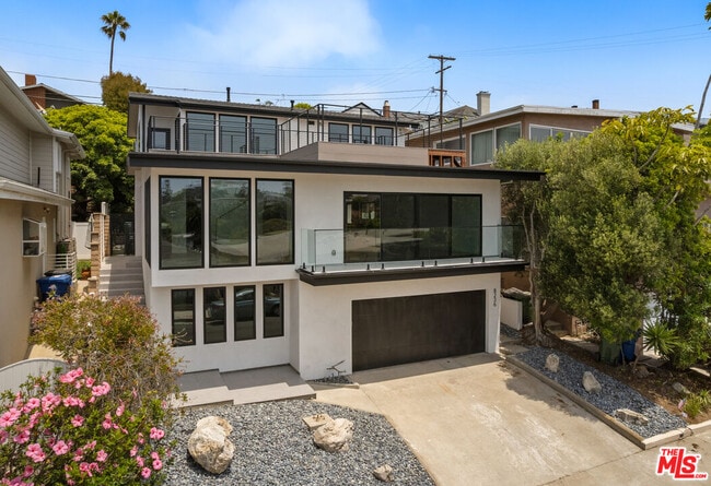 Building Photo - 8236 Zitola Terrace