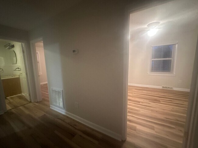 Foto del edificio - NE Roanoke 2BR