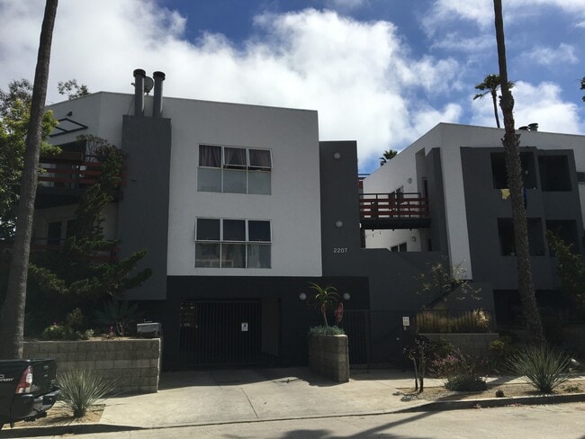 Front of Building - 2207 Brenta Pl