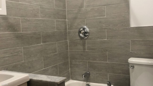 Foto del edificio - 2 br, 1 bath Apartment - 1508 Dekalb Ave
