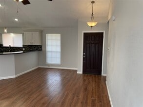 Building Photo - 505 Landing Blvd