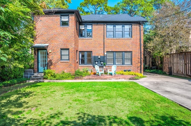 Foto del edificio - 1737 Albans Rd