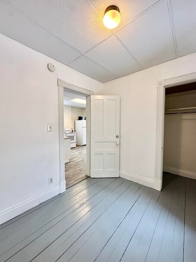 Foto del edificio - 270 8th St