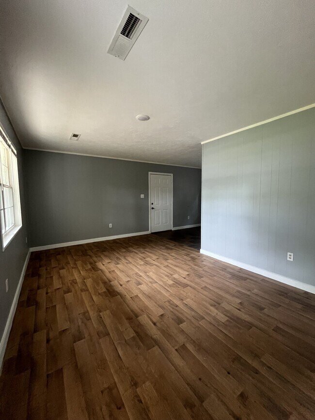 Foto del edificio - 497 E Cooper St