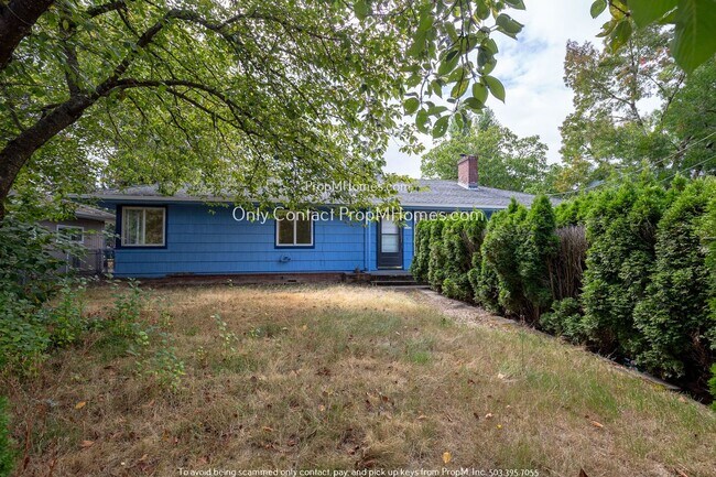 Foto del edificio - Charming Hazelwood Home with Spacious Back...