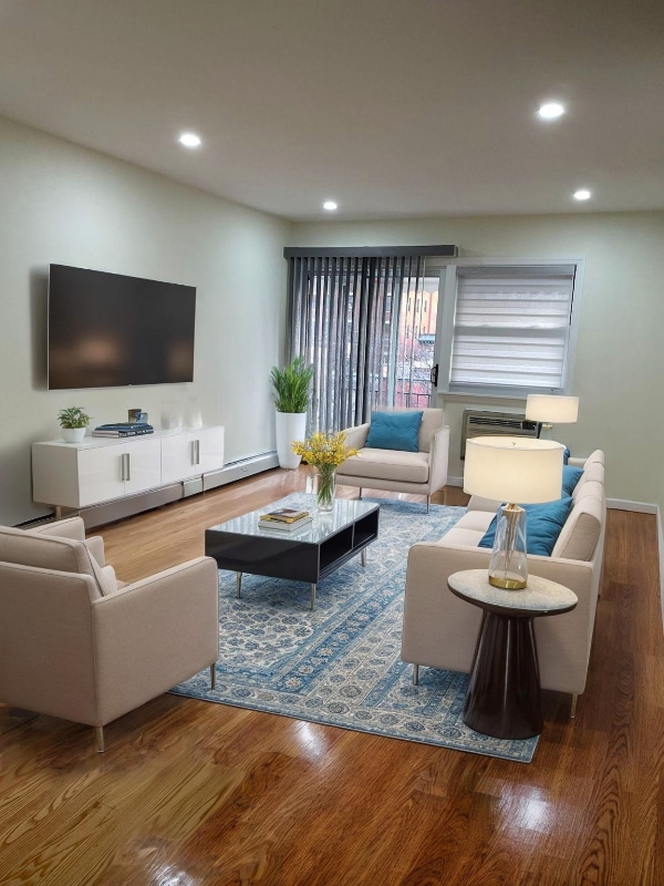 Photo - 43-22 213th St (Queens, NY)