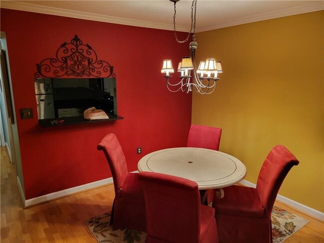 Foto del edificio - 2870 Pharr Ct S Northwest