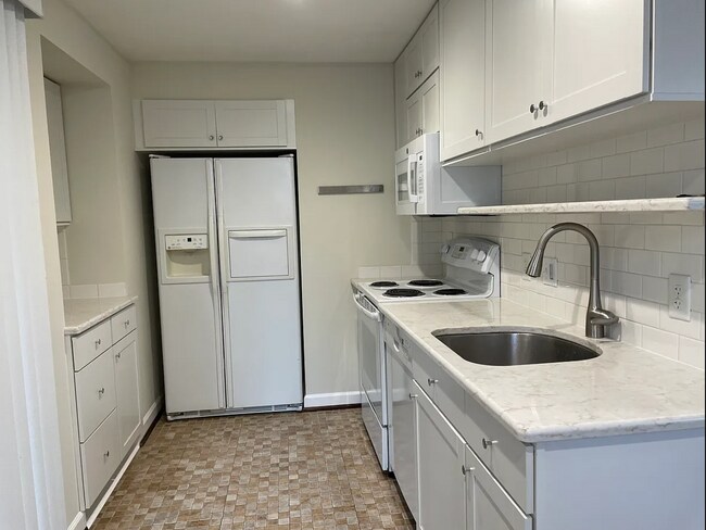 Cocina - 523 Arbutus Ave SE