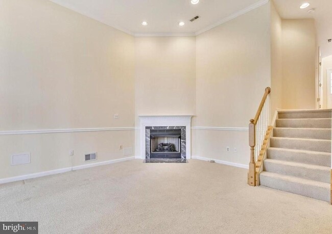 Building Photo - 64 Waddington Ln