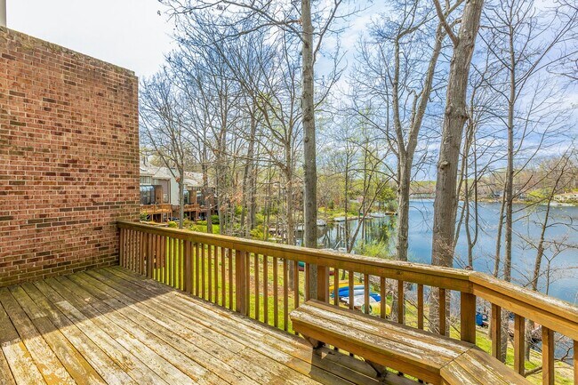 Foto del edificio - COMING SOON -11030 Thrush Ridge Rd - Liste...