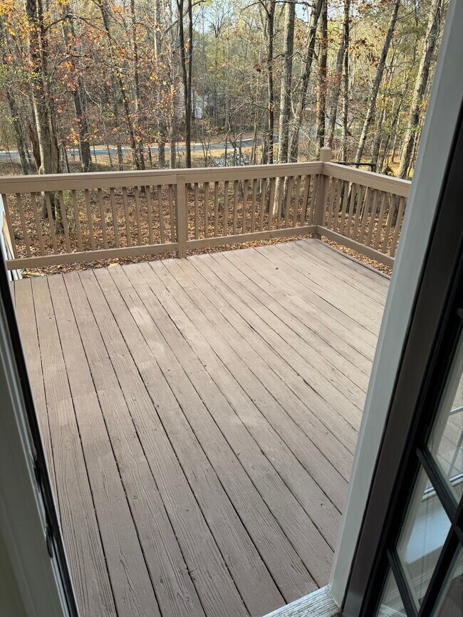 Foto del edificio - 129 Winchester Dr