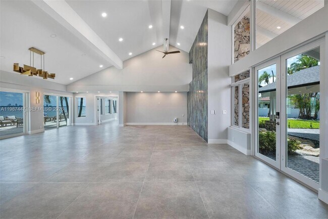 Foto del edificio - 1365 Bay Terrace