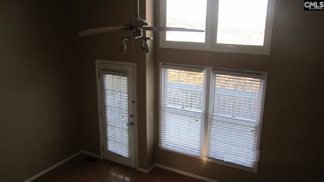 Building Photo - 200 River Bluff Way