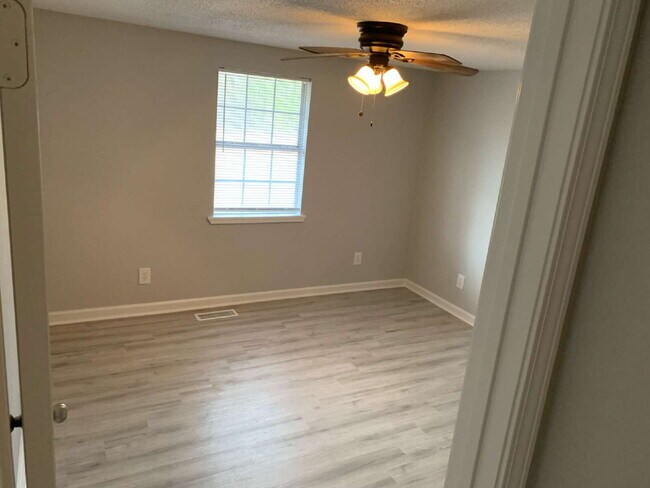 Foto del edificio - Outstanding 3-Bedroom Home in the Heart of...