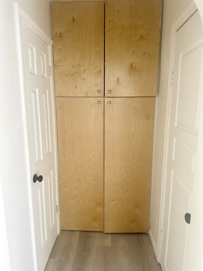 Photo - 1511 W 58th Pl House