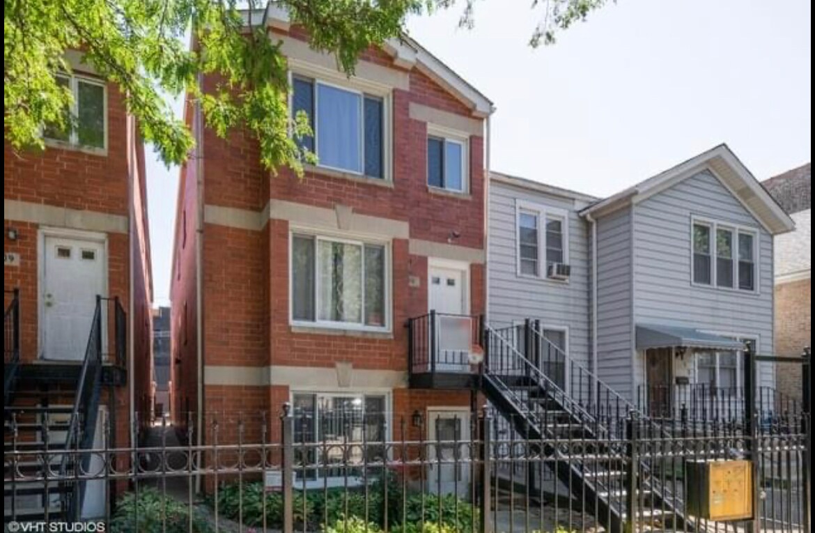 Foto principal - 811 S Claremont Ave