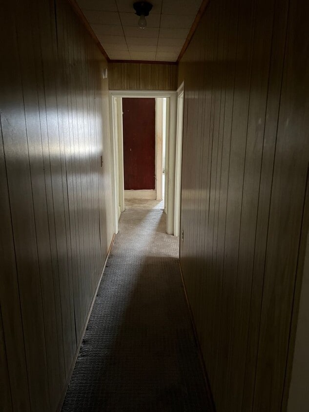92 Railroad Ave Unit 92, Penns Grove, NJ 08069 Room for Rent in Penns