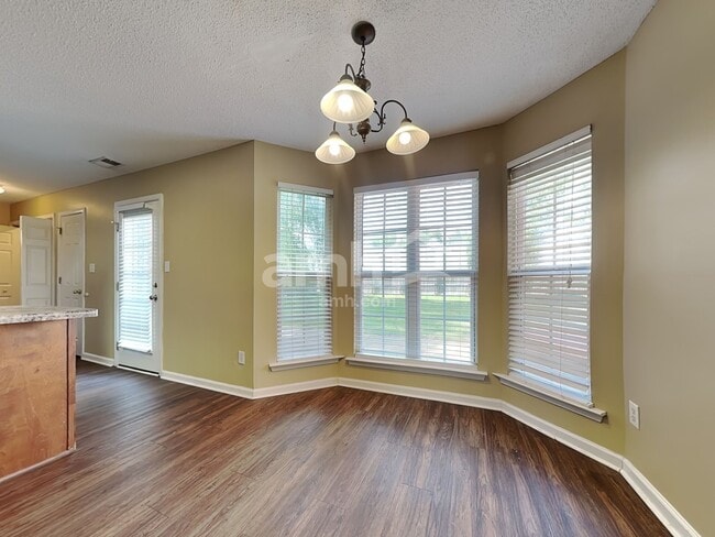 Building Photo - 11594 Milton Meadows Dr