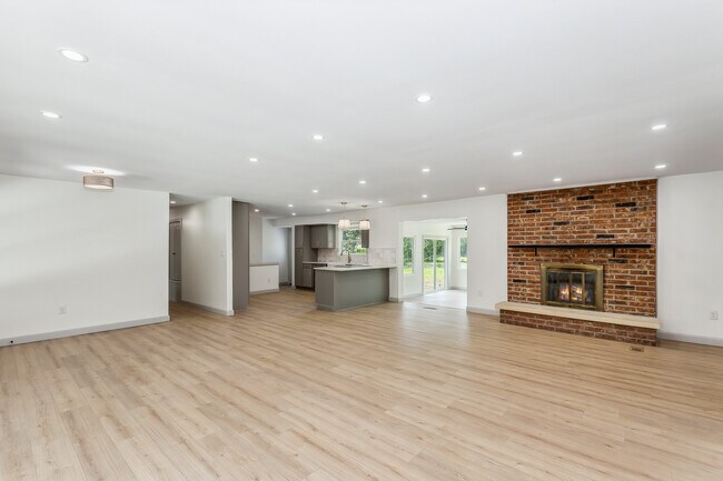 Foto del edificio - 2243 N Lynnwood Dr
