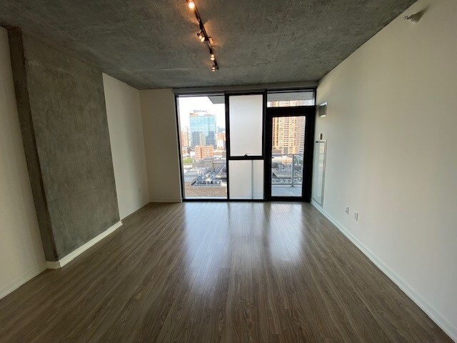 Foto del edificio - 1312 S WABASH Ave