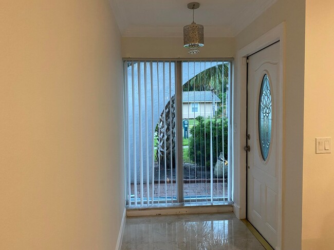 Foto del edificio - 5721 Adair Way