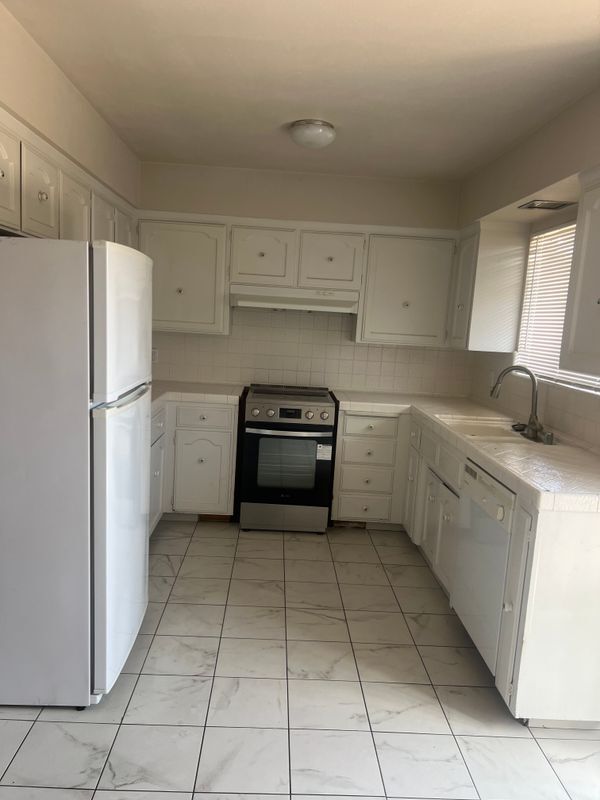 Foto del edificio - 3681 N Fruit Ave