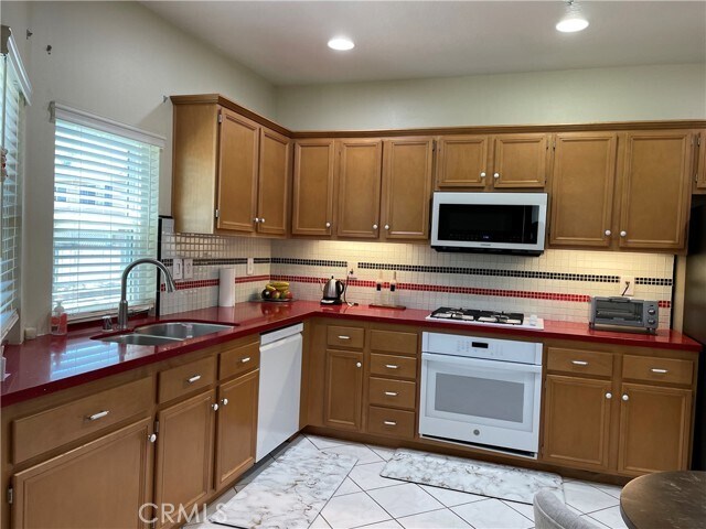 Foto del edificio - 2825 N Chevington Ct