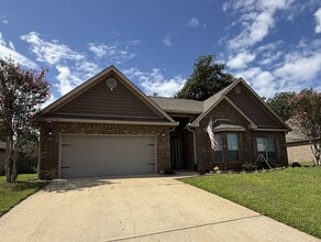 Building Photo - 10510 Dunmore Dr