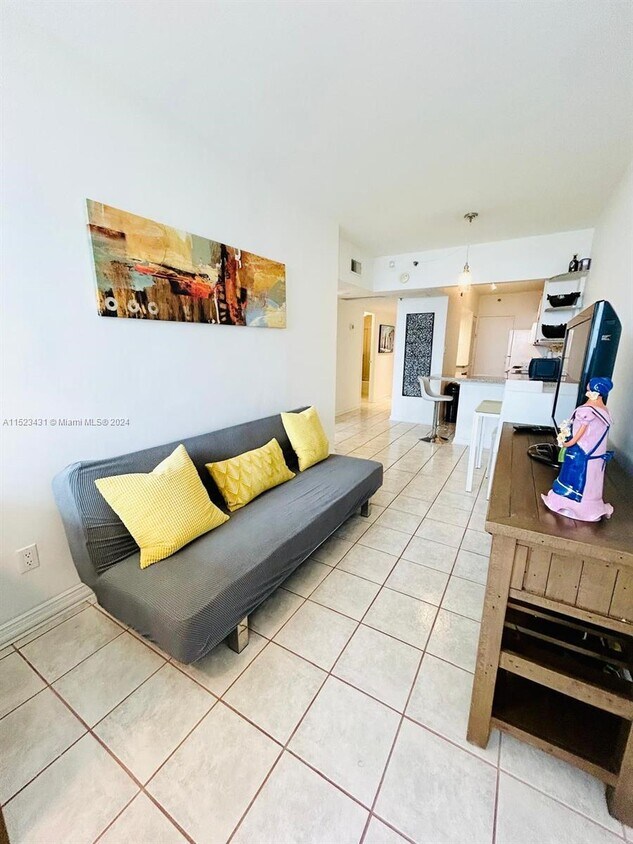 309 Lincoln Rd Unit 100 Lincoln Rd 1019, Miami Beach, FL 33139 Condo for Rent in Miami Beach