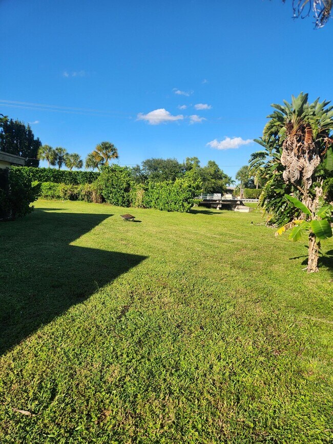 Building Photo - 19323 Carolina Cir