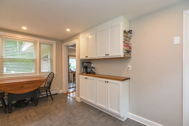 Foto del edificio - 399 Shawsheen Ave
