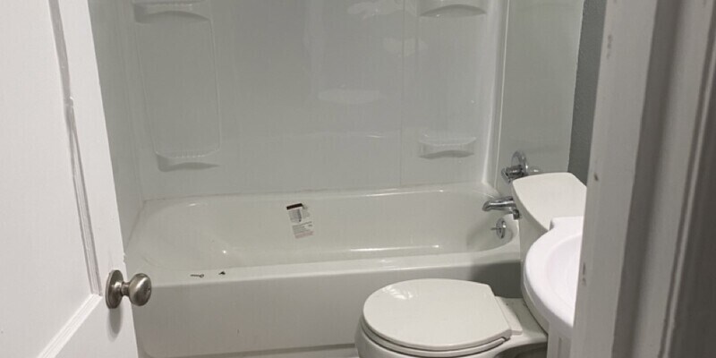 Primary Photo - 2830 Little St