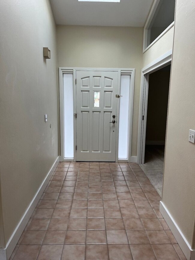 Foto del edificio - Eastside Single-Story Home with Updates & Private Yard