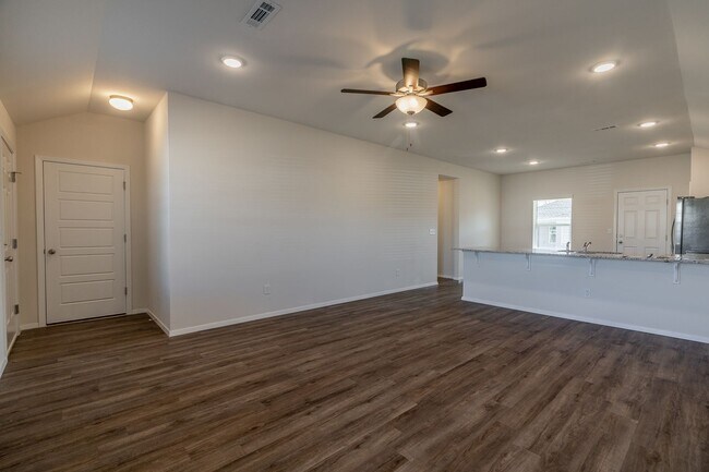 Foto del edificio - 3-bedroom 2 bath Home in Fayetteville!!