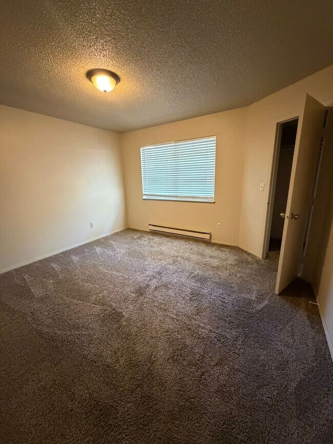 Foto del edificio - Easy Low Maintenance Living 2 bed 1 bath