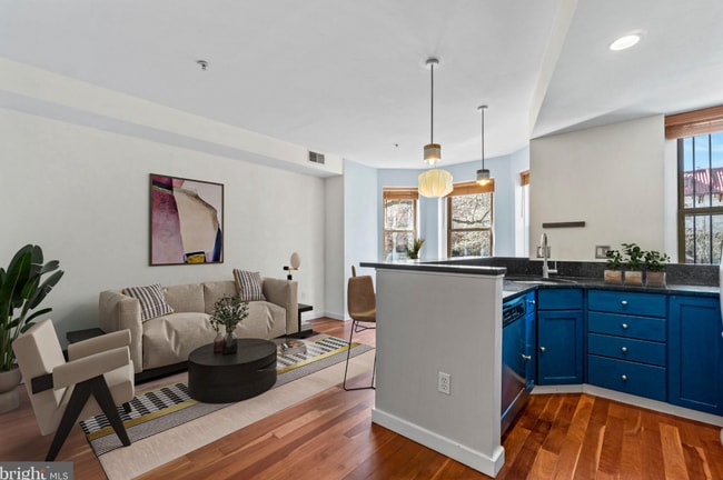 Foto del edificio - 2535 13th St NW