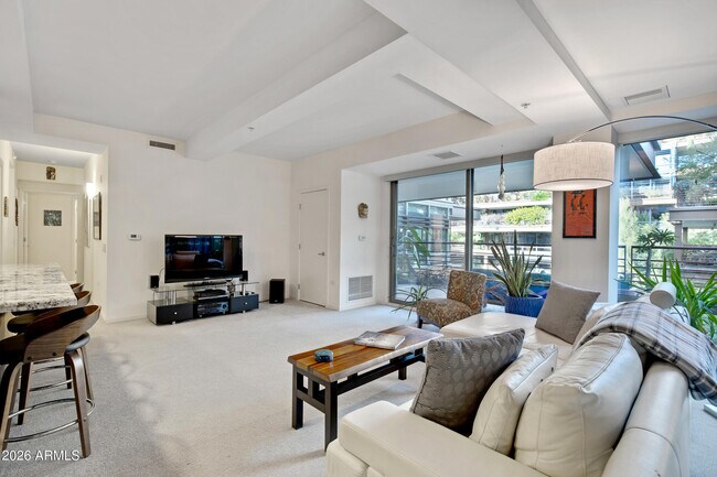 Foto del edificio - 7127 E Rancho Vista Dr