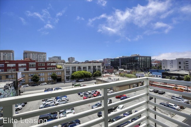 Building Photo - 1 br, 1 bath Apartment - 555 4th Street #609