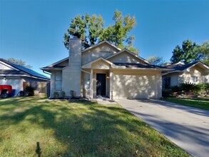 Building Photo - 3107 Lucida Ln