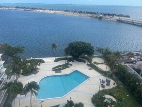 Building Photo - 2451 Brickell Ave