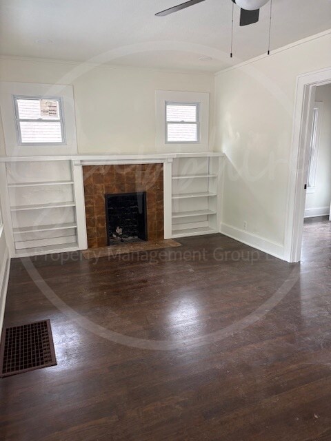 Foto del edificio - 1508 E 49th Terrace