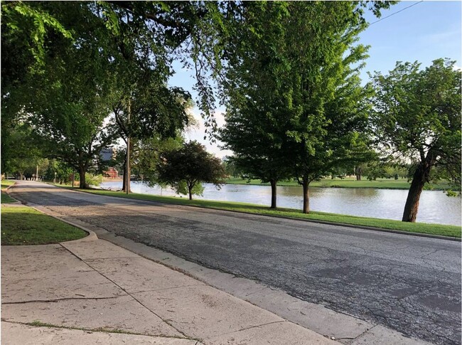 Across from the river - 954 N Back Bay Blvd