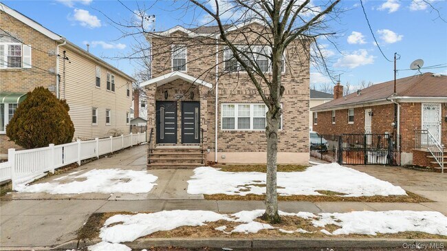 Building Photo - 245-33-24147 147th Rd