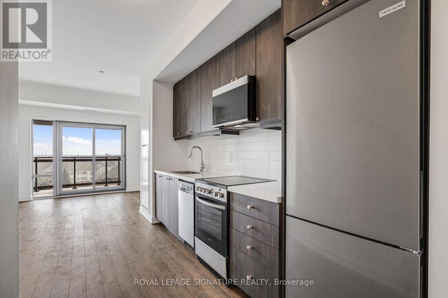 Photo du bâtiment - 51 Clarington Blvd