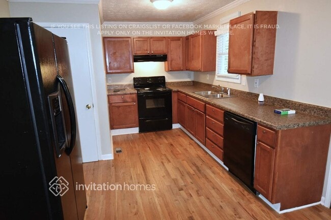 Building Photo - 2984 Sawgrass Trail SW