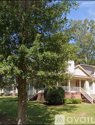 Building Photo - 100 Pear Tree Cir