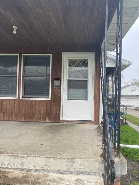 Foto principal - 118 W Foulkes St