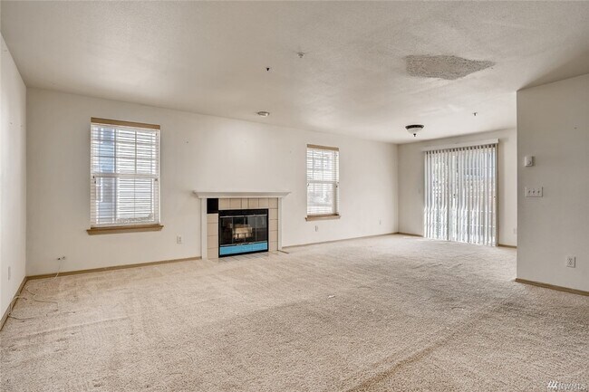 Foto del edificio - 1160 Monroe Ave NE