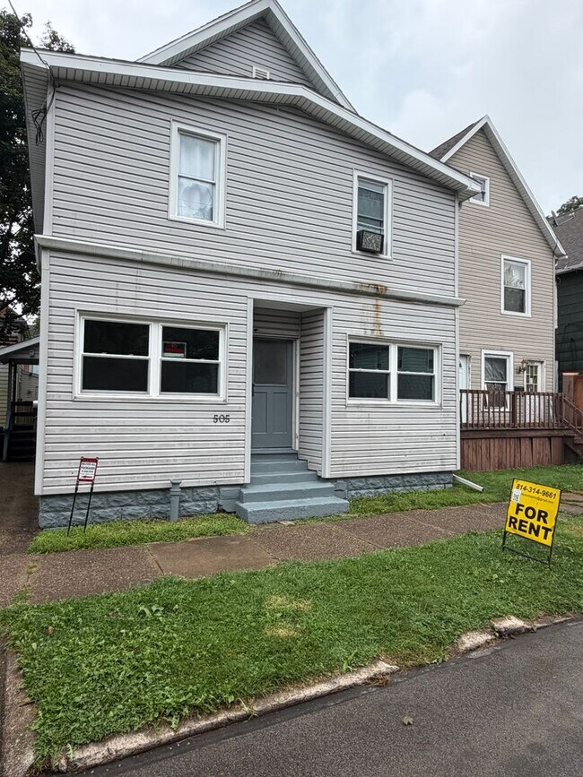Building Photo - 505 Reed St