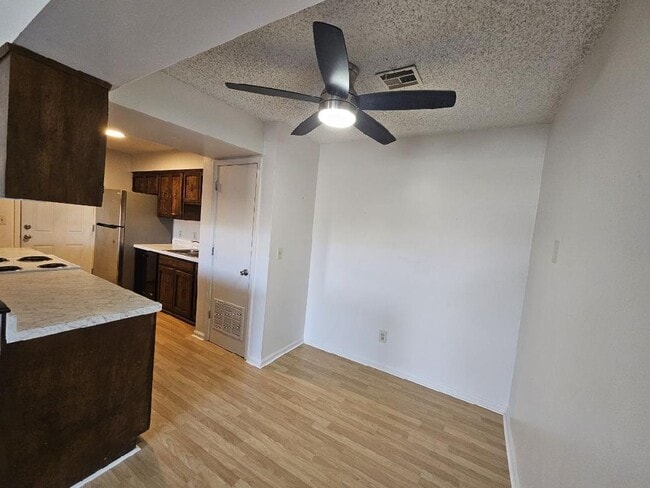 Building Photo - 8724 W University St